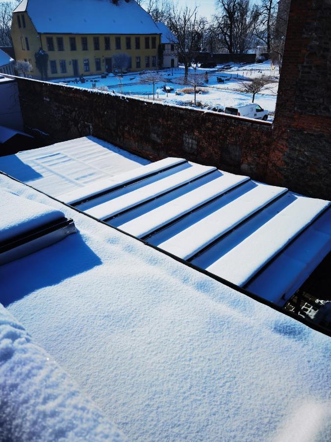 Gemutliche Dachwohnung Mit Kleiner Oder Grosser Dachterrasse Nebeneinander Wolmirstedt Εξωτερικό φωτογραφία